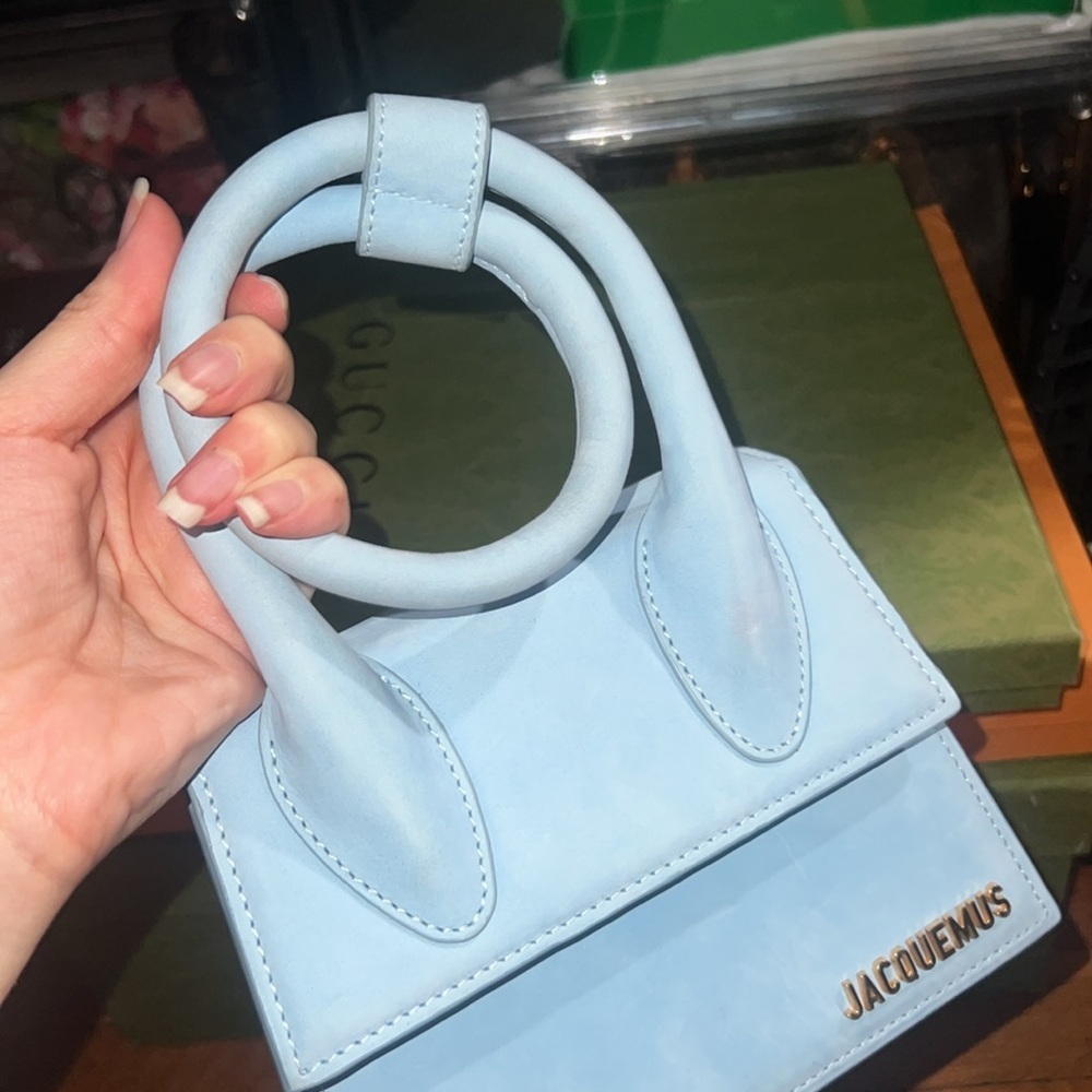 Jacquemus Blue Mini Bag with Circular Handle! Like new! With tagg inside! - Picture 4 of 11